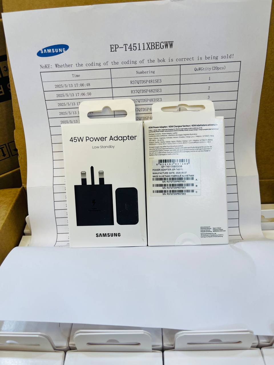 کلگی شارژر 45 وات سامسونگ مدل EP-T4511 اورجینال (ویتنام)