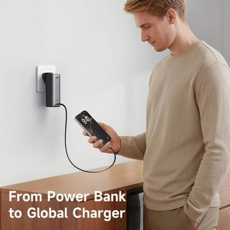 پاوربانک مک دودو MC-318 مجهز به شارژ سریع PD و نمایشگر دیجیتال