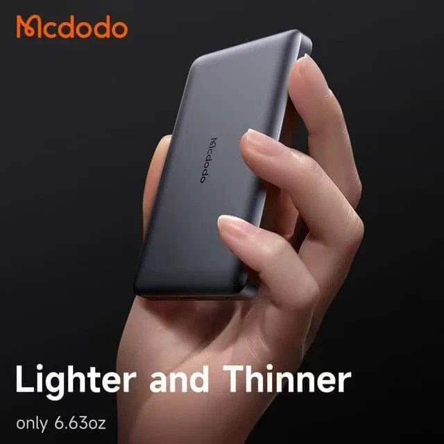 پاوربانک مغناطیسی و فوق باریک مک دودو مدل MC-4641 ظرفیت 5000 میلیآمپر ساعت