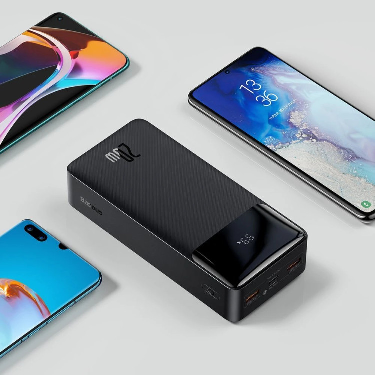 پاوربانک باسئوس مدل Bipow Digital Display ظرفیت 30000 میلیآمپر ساعت توان 20 وات